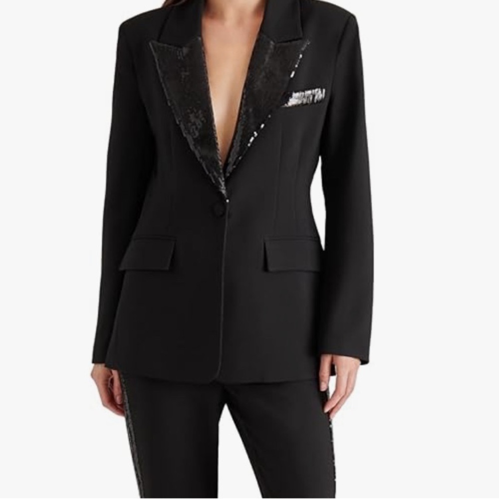 Never worn black and sequin blazer. Fits more like a medium. (Womens)